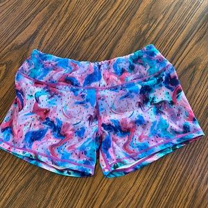 Born primitive shorts